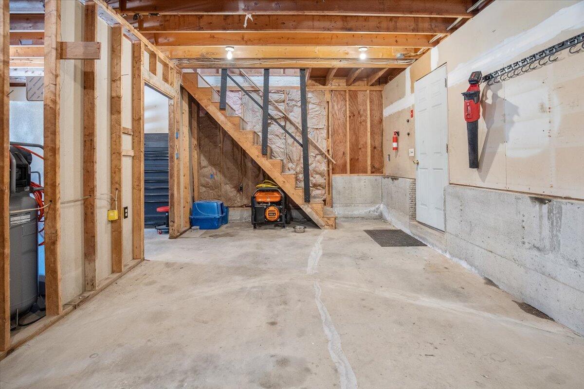 54 A To Z Road Greene ME 04236