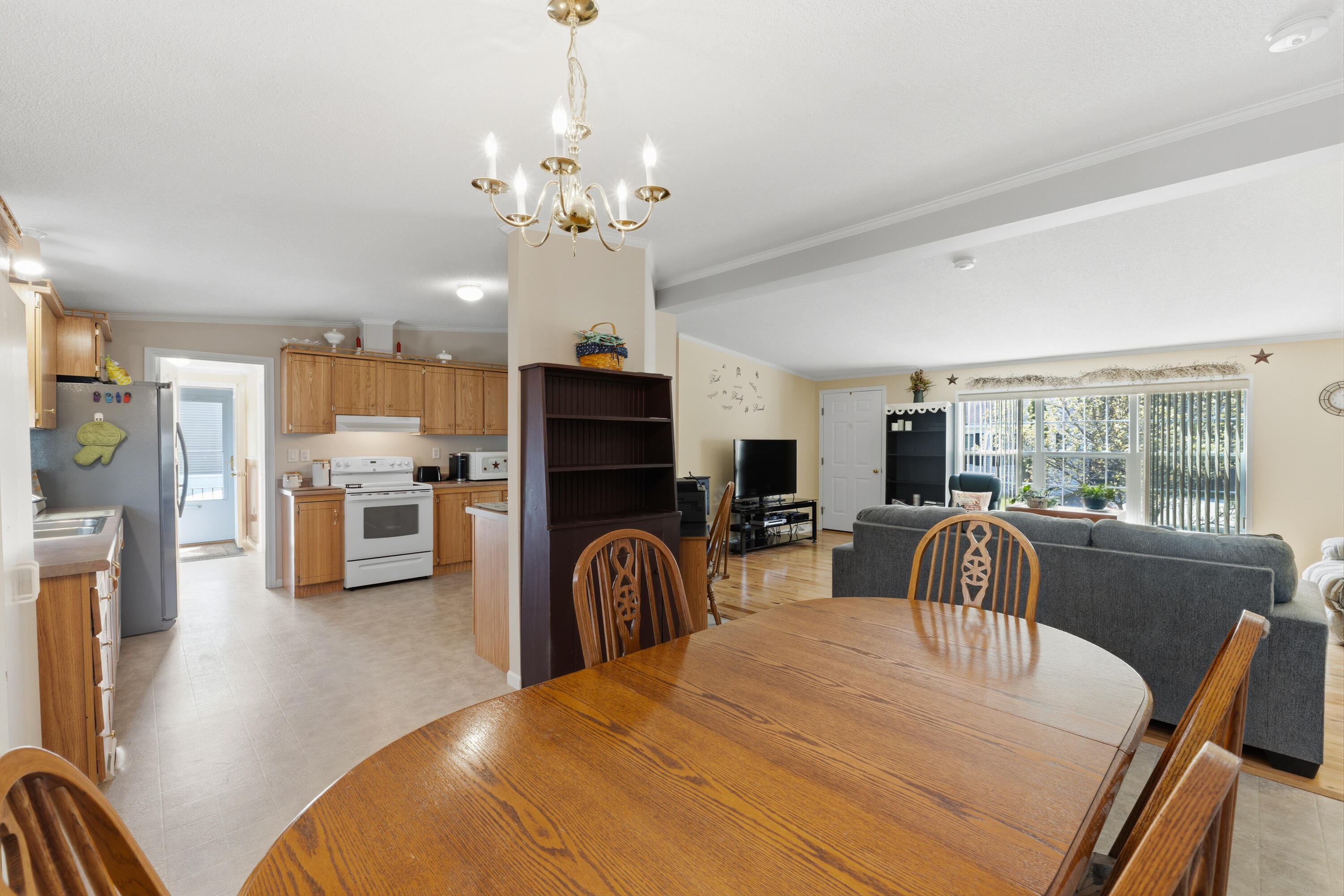 4 Arundel Avenue Lisbon ME 04250