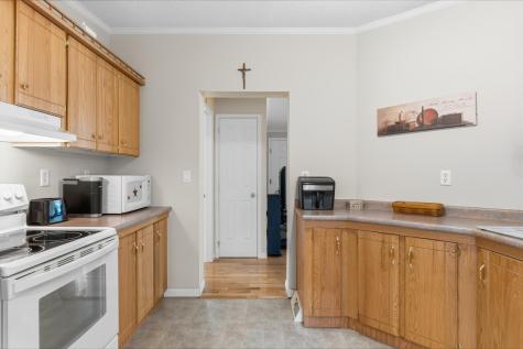 4 Arundel Avenue Lisbon ME 04250