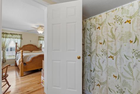4 Arundel Avenue Lisbon ME 04250