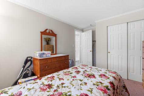 4 Arundel Avenue Lisbon ME 04250