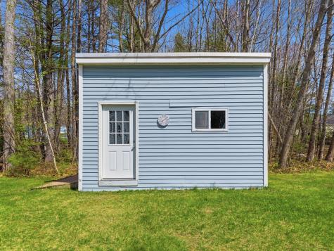 4 Arundel Avenue Lisbon ME 04250