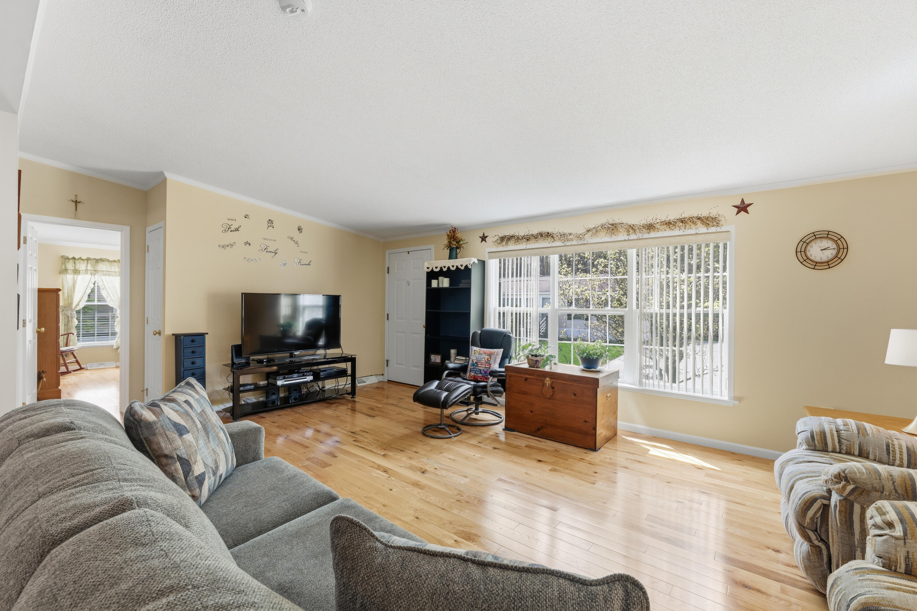 4 Arundel Avenue Lisbon ME 04250