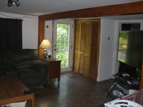 86 Sheldon Street Farmingdale ME 04344