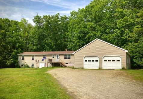 4 Country Lane Topsham ME 04086