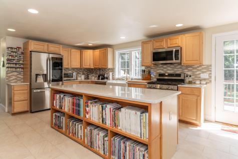 9 Zephyr Hill Windham ME 04062