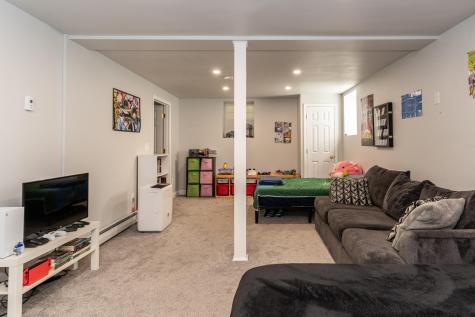 9 Zephyr Hill Windham ME 04062