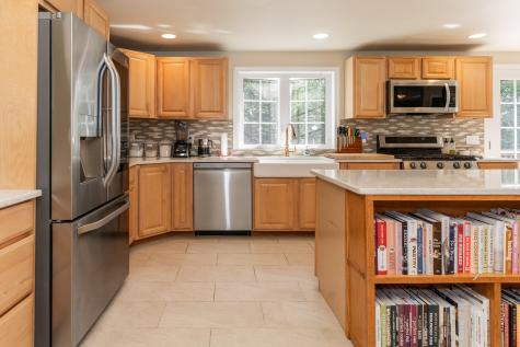 9 Zephyr Hill Windham ME 04062