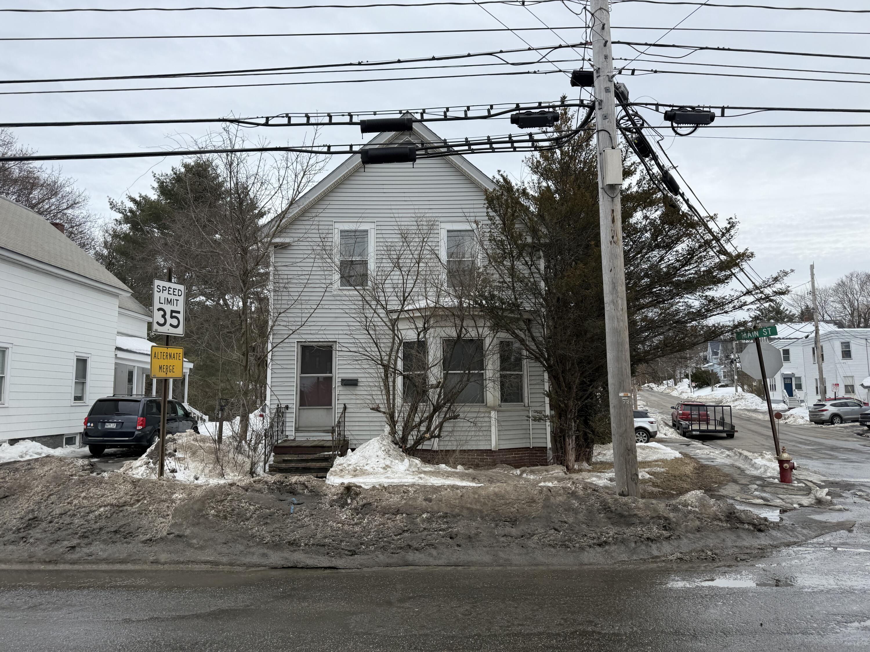 561 Main Street Lewiston ME 04240