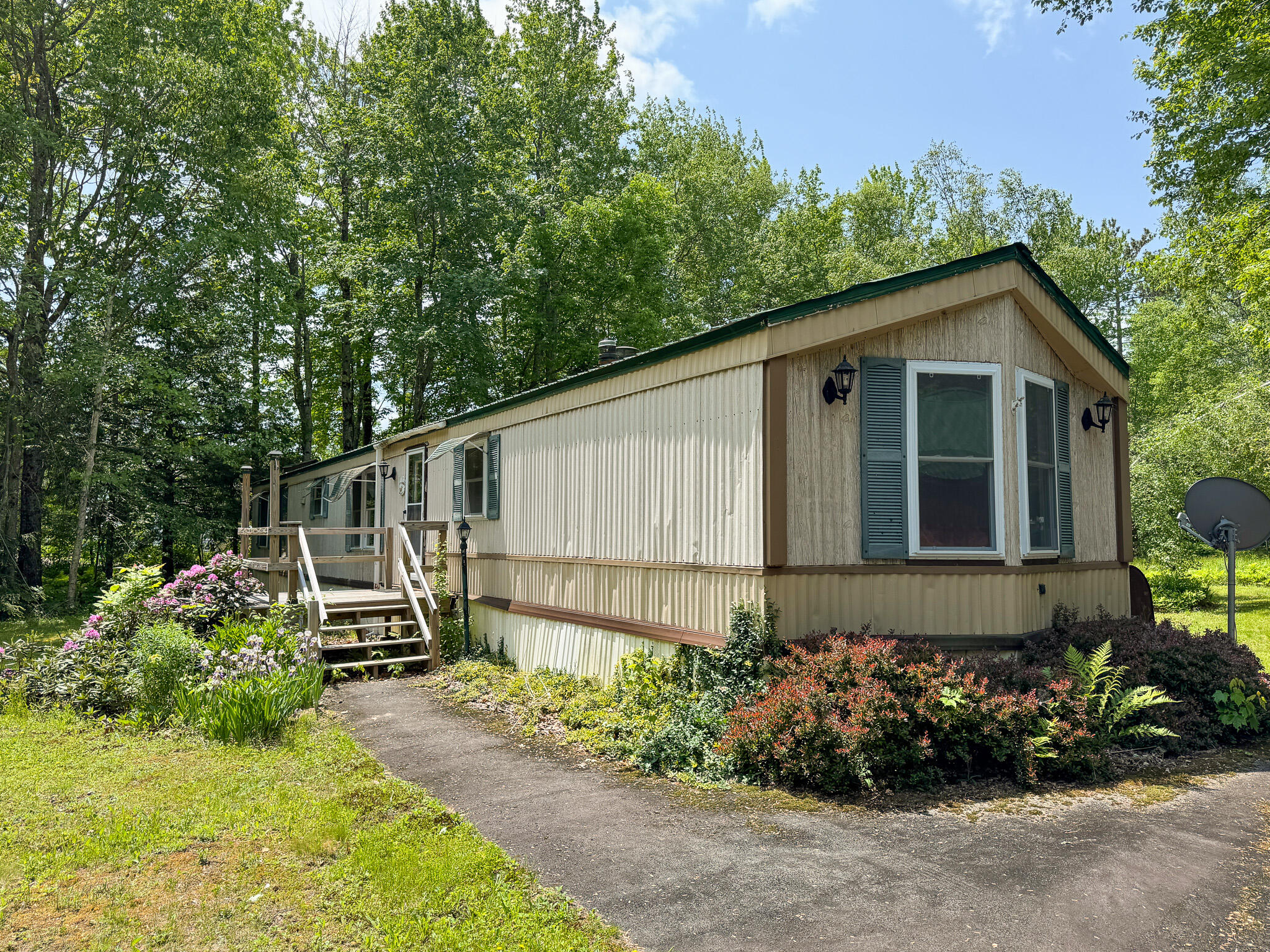 1353 Long Ridge Road Burlington ME 04417