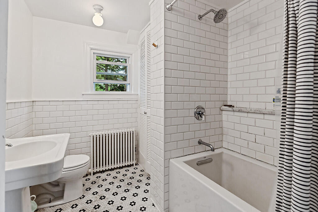 31 Winter Street Waterville ME 04901