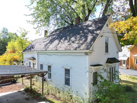 67 Pleasant Street Solon ME 04979