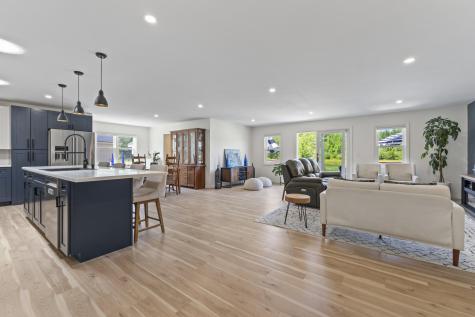 25 Royale Drive Sidney ME 04330