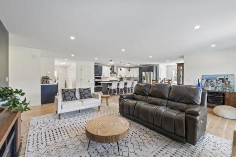 25 Royale Drive Sidney ME 04330