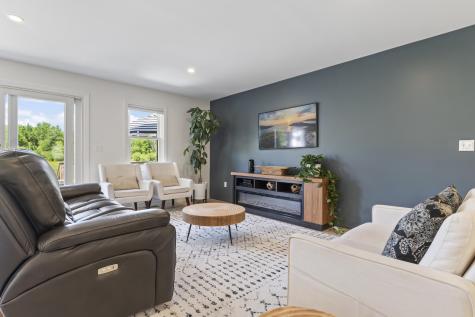 25 Royale Drive Sidney ME 04330