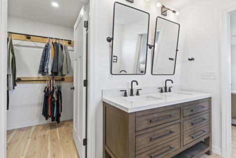 25 Royale Drive Sidney ME 04330