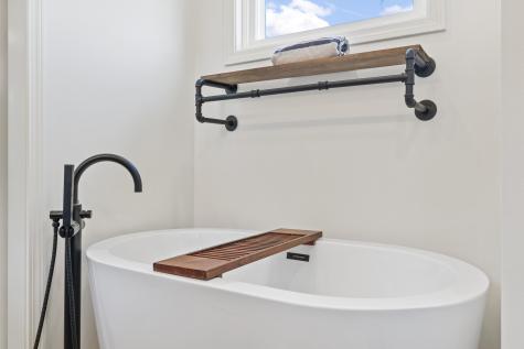 25 Royale Drive Sidney ME 04330