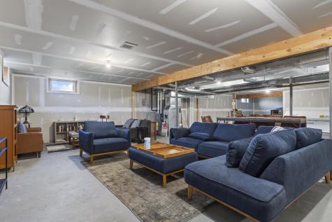 25 Royale Drive Sidney ME 04330