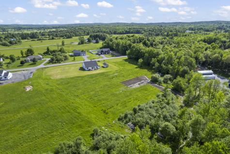 25 Royale Drive Sidney ME 04330