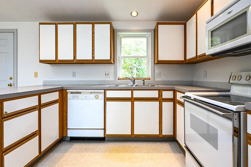 10 Jeffrey Avenue Saco ME 04072