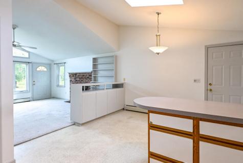 10 Jeffrey Avenue Saco ME 04072