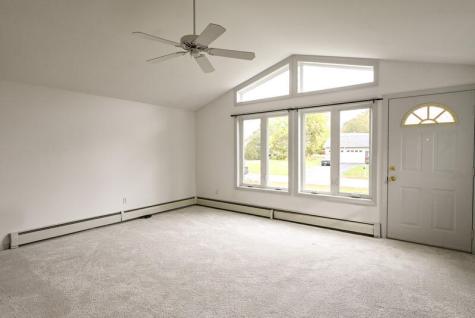 10 Jeffrey Avenue Saco ME 04072