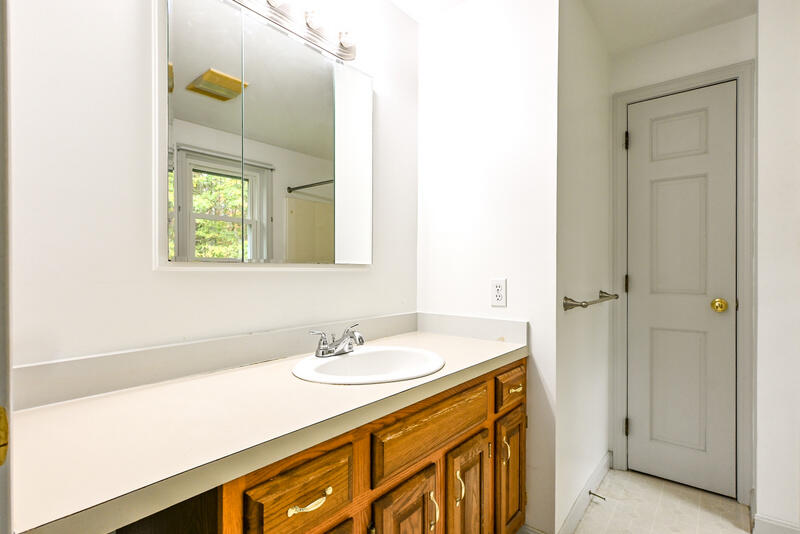 10 Jeffrey Avenue Saco ME 04072