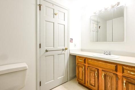 10 Jeffrey Avenue Saco ME 04072