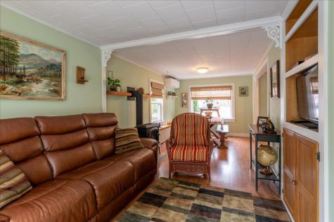 90 Pearl Street Camden ME 04843