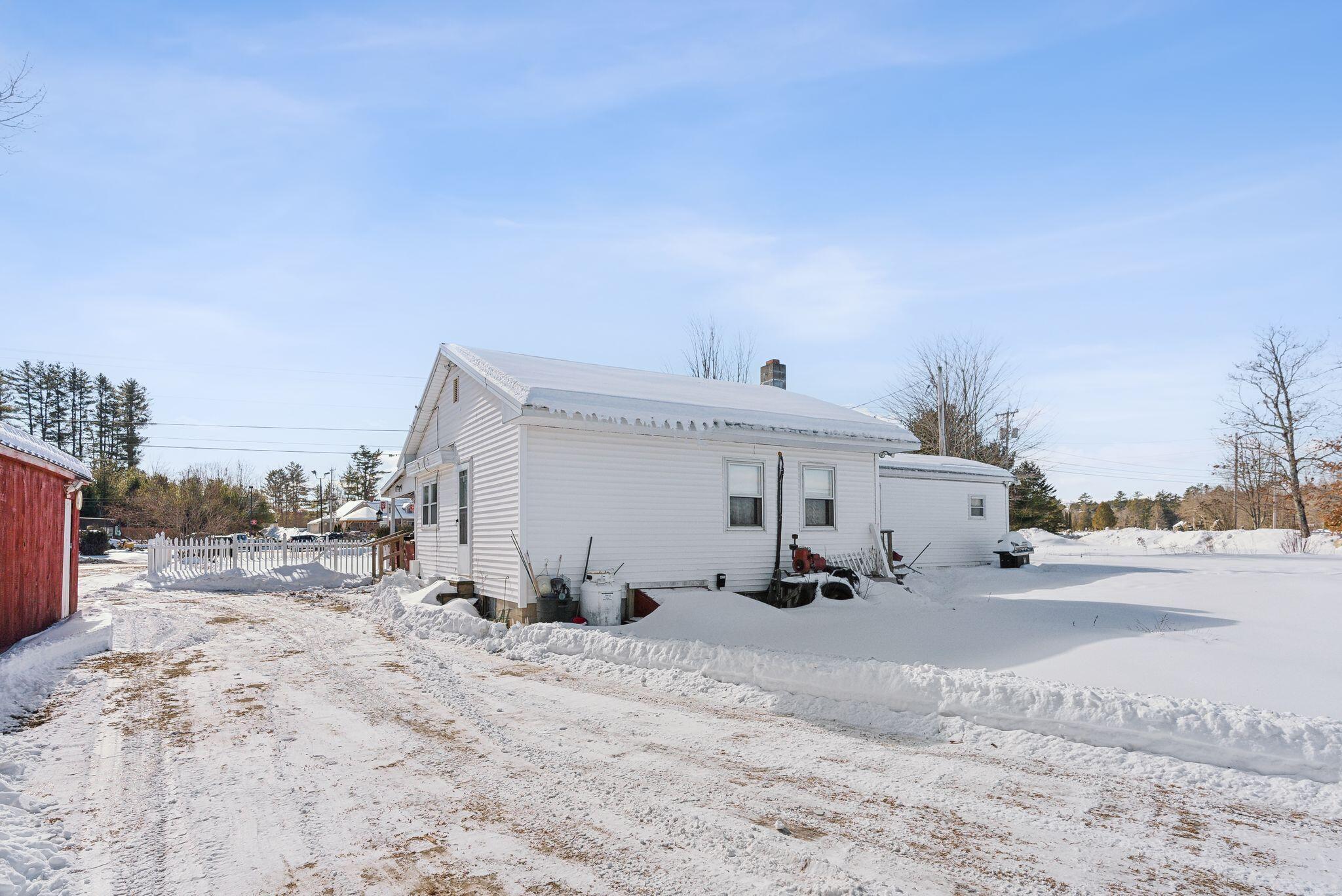 696 S Hiram Road Cornish ME 04020