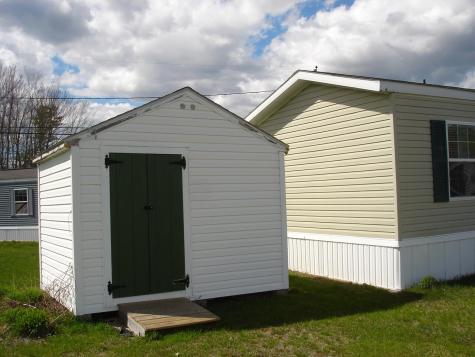 15 Ofarrell Street Topsham ME 04086