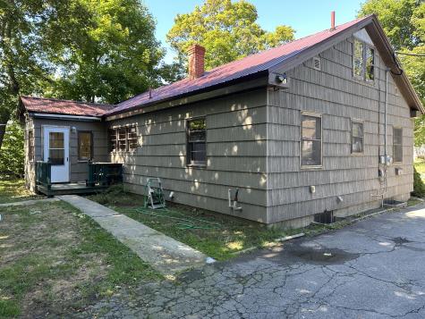 26 Pleasant Street Millinocket ME 04462