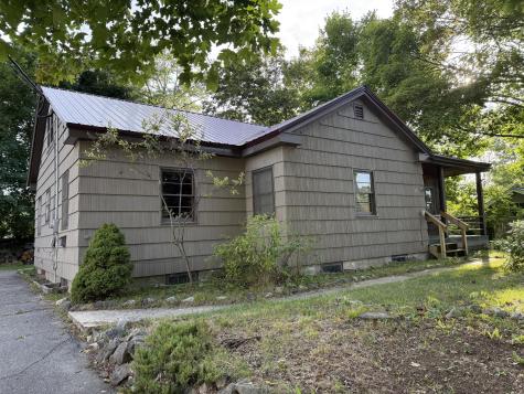 26 Pleasant Street Millinocket ME 04462