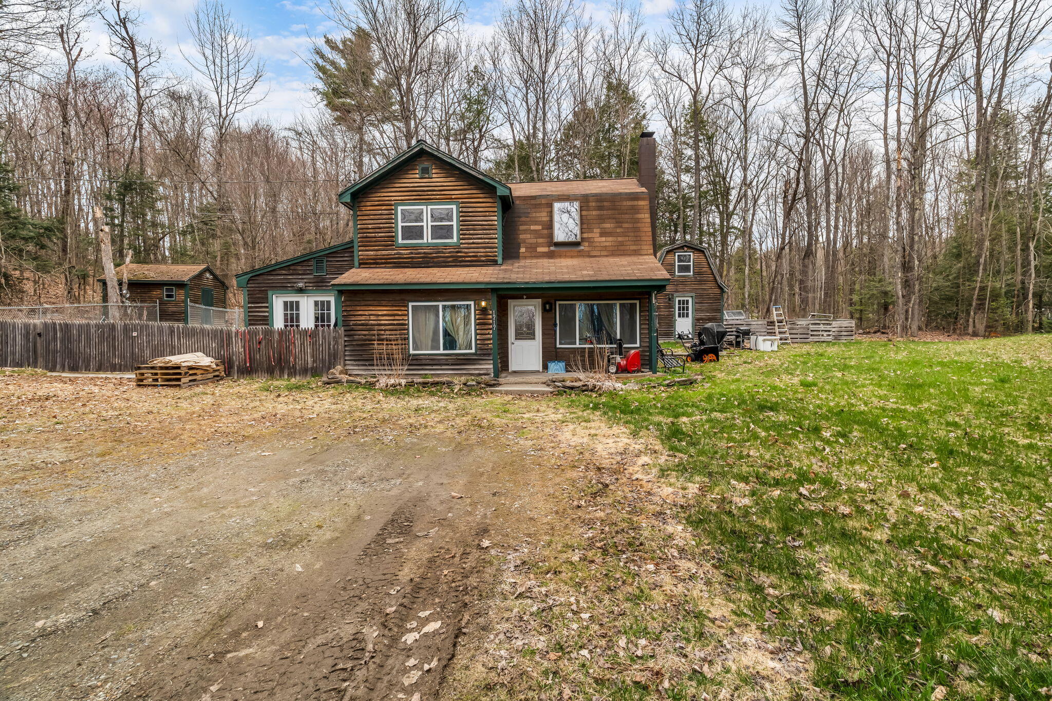1717 Canaan Road Hartland ME 04943