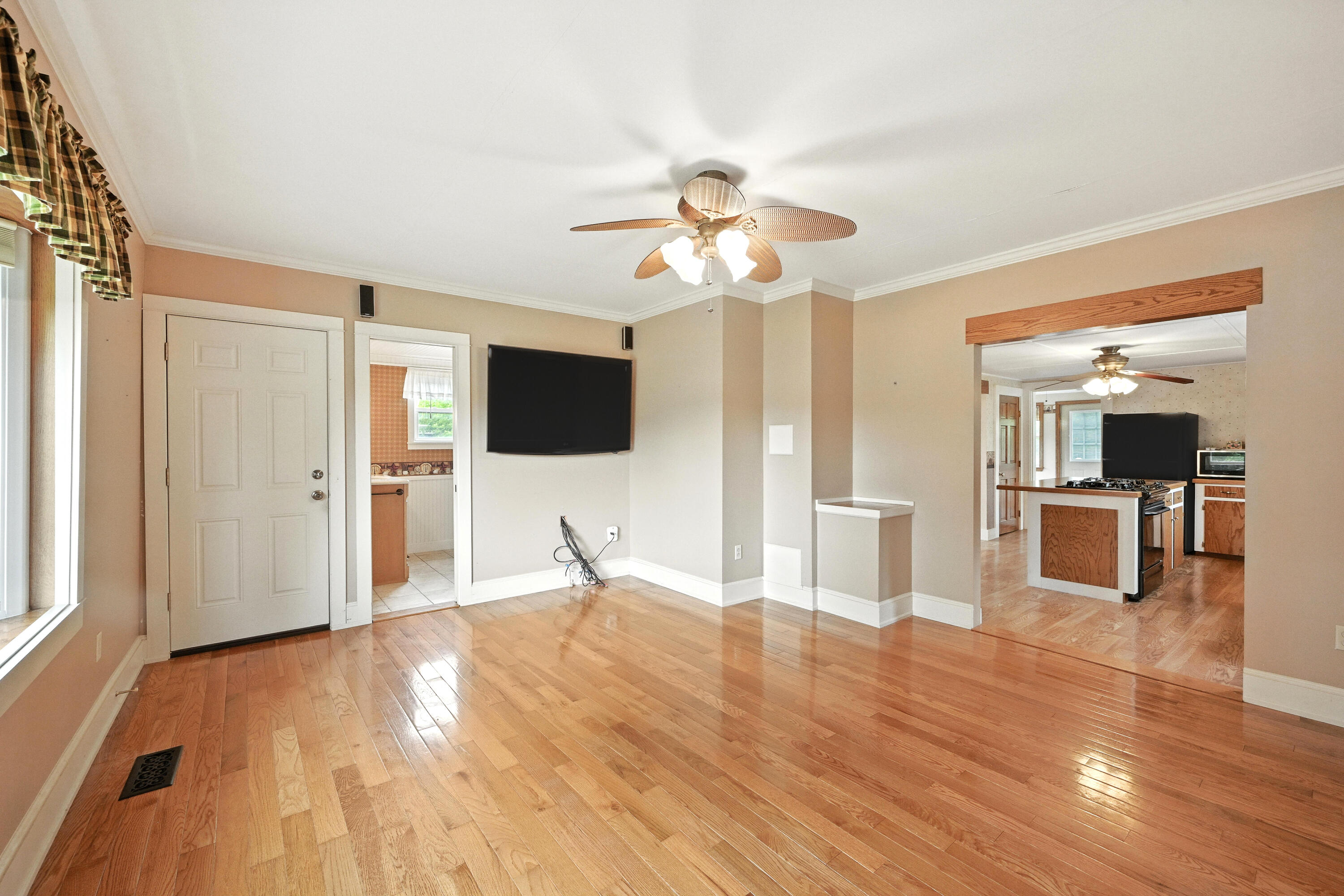 23 West Street Benton ME 04901