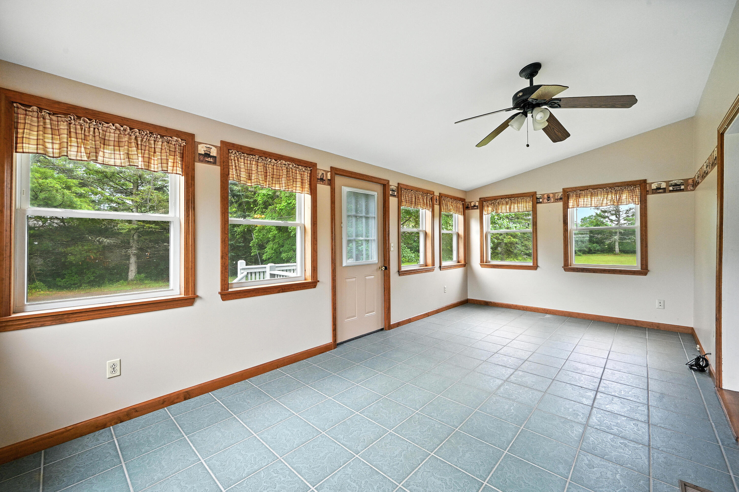 23 West Street Benton ME 04901