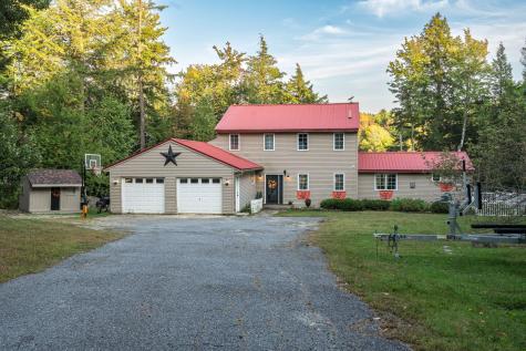 35 Furrough Lane Lincoln ME 04457