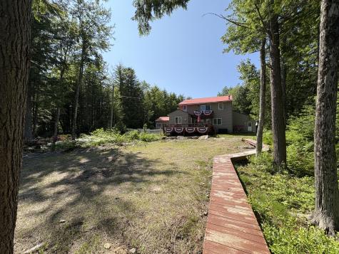 35 Furrough Lane Lincoln ME 04457