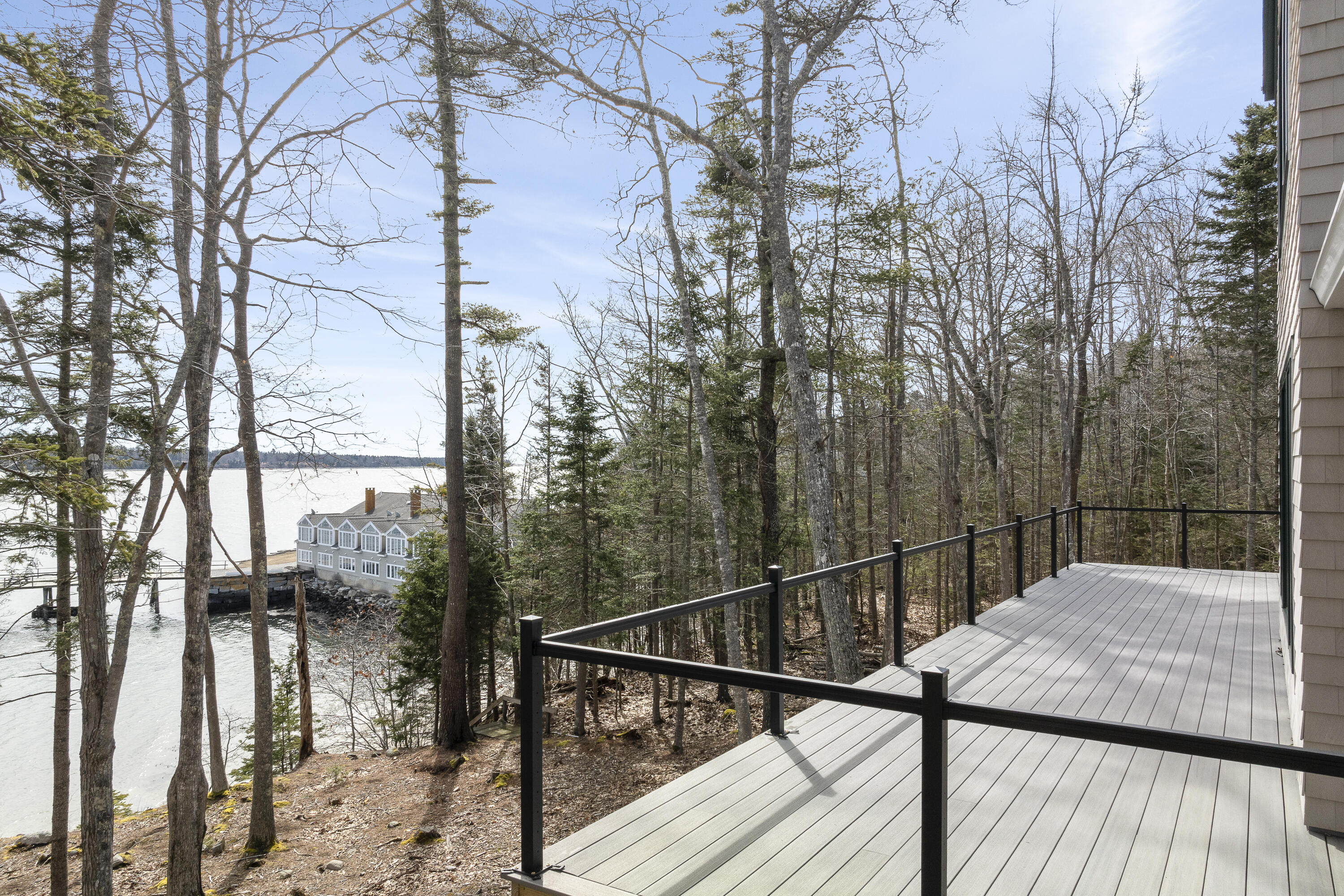 31 Viking Way Bristol ME 04539