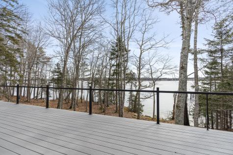 31 Viking Way Bristol ME 04539