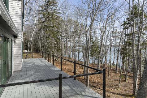 31 Viking Way Bristol ME 04539