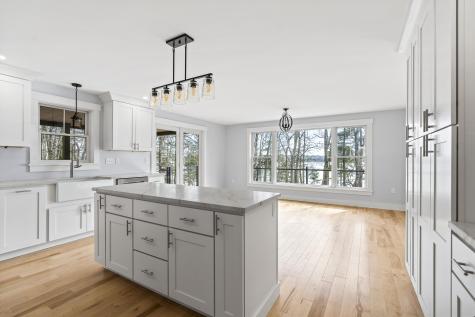 31 Viking Way Bristol ME 04539