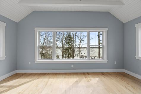 31 Viking Way Bristol ME 04539