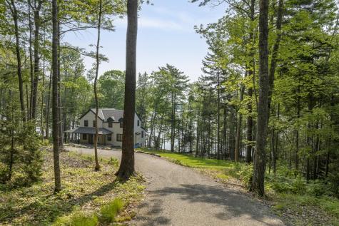 31 Viking Way Bristol ME 04539