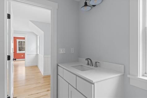 31 Viking Way Bristol ME 04539