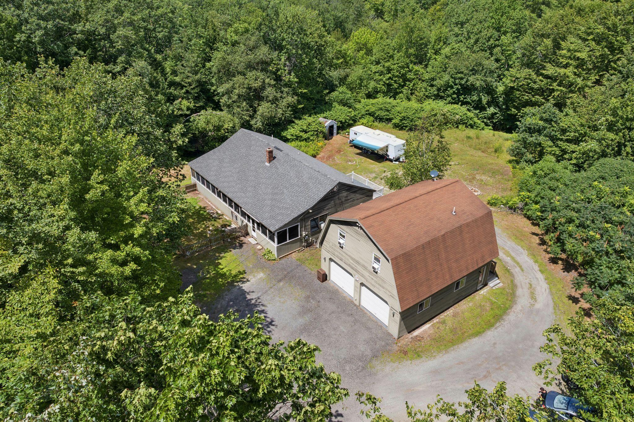 1569 Roosevelt Trail Raymond ME 04071