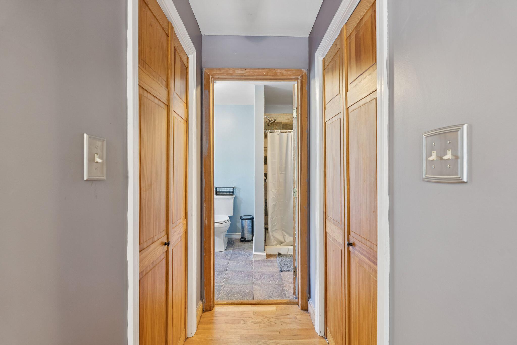 1569 Roosevelt Trail Raymond ME 04071