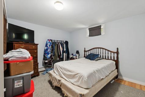 1569 Roosevelt Trail Raymond ME 04071