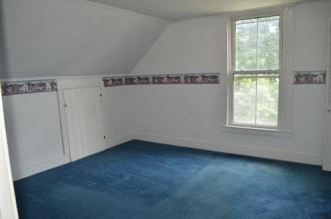 16 Meadow Street Bridgton ME 04009
