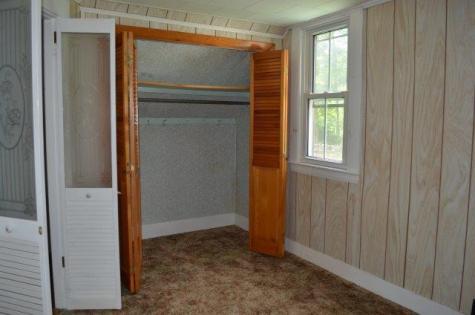 16 Meadow Street Bridgton ME 04009